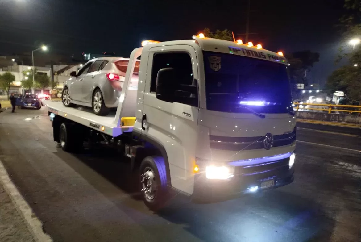 https://www.gruasperiferico.com/wp-content/uploads/2025/05/gruas-en-benito-juarez-1170x784.webp